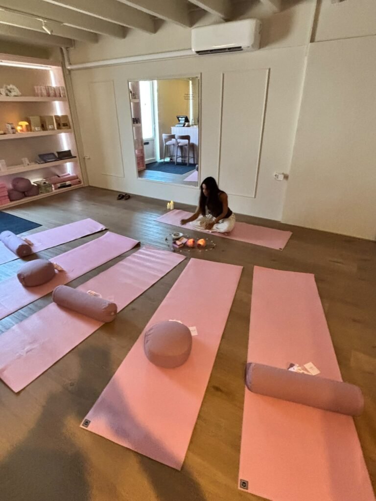 Yoga-opstelling voor Soft Trauma Release Yoga